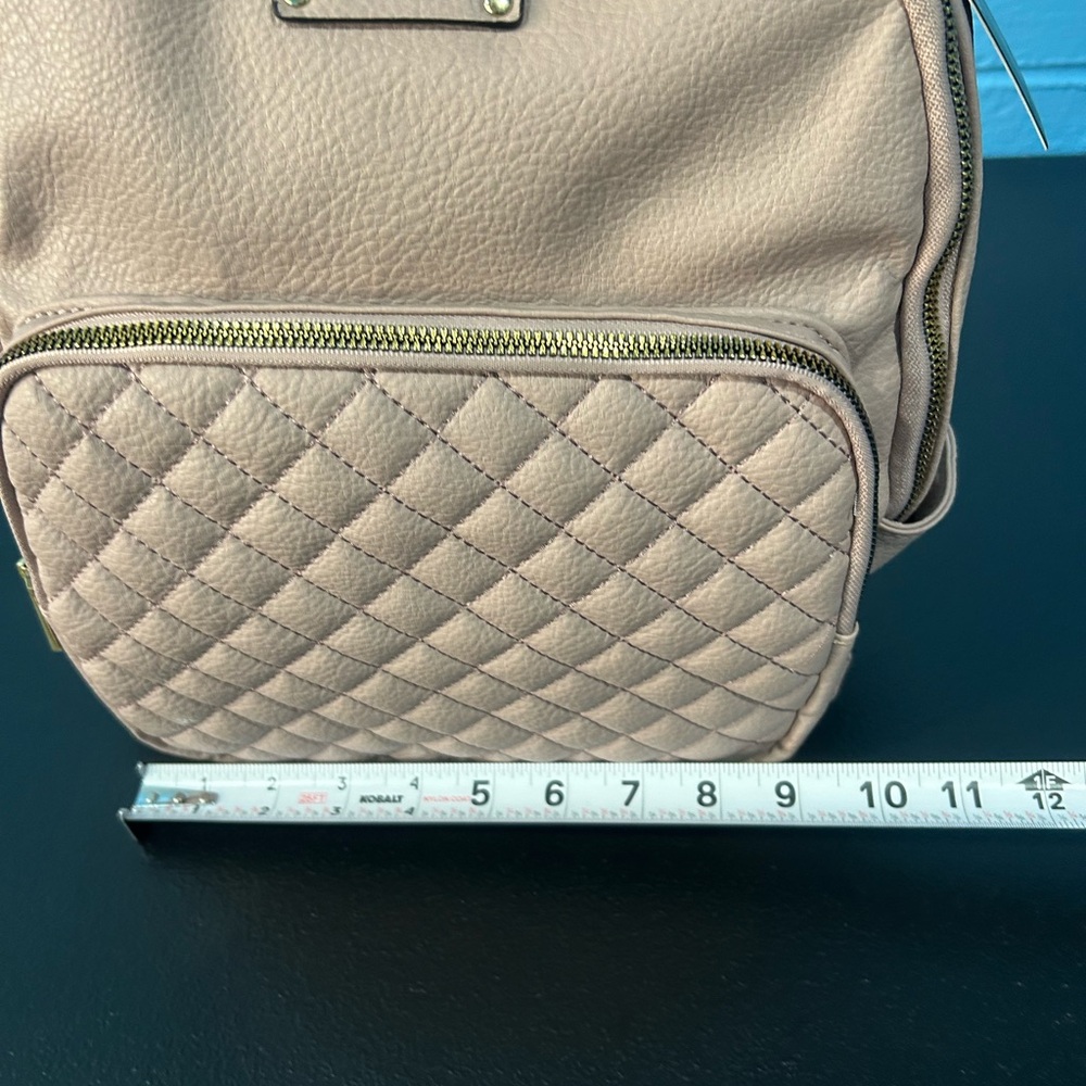London Fog Eldie Pebble Backpack Mauve Faux Leather NWT - Picture 9 of 9